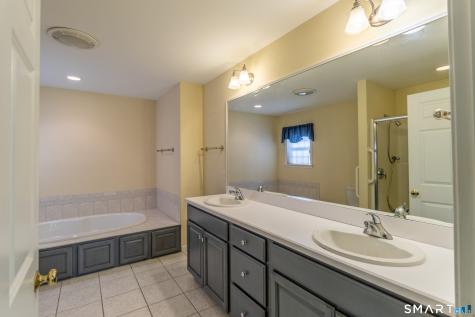 26 Laurel Ridge East Hampton CT 06424