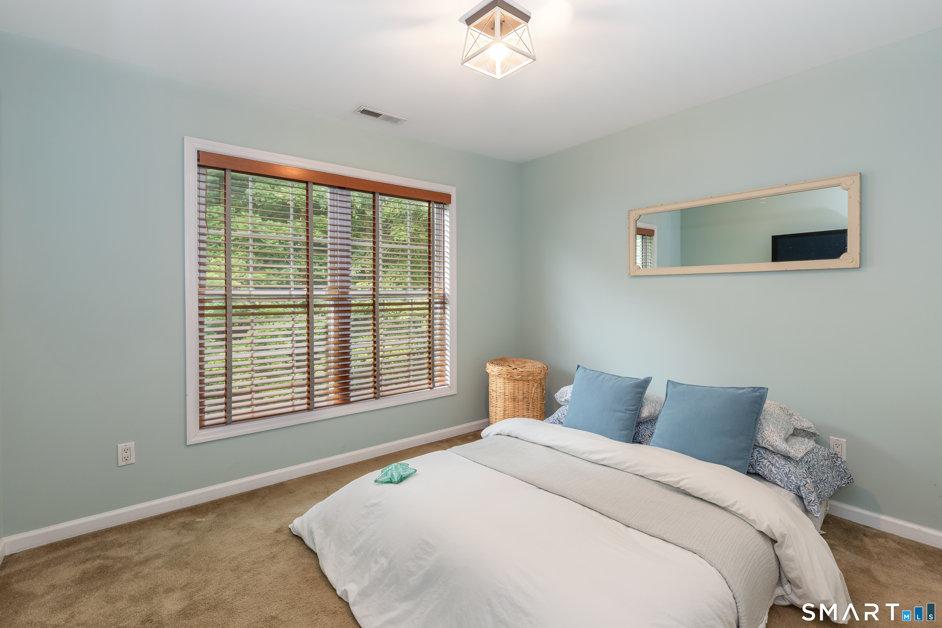 19 Revere Circle Southbury CT 06488