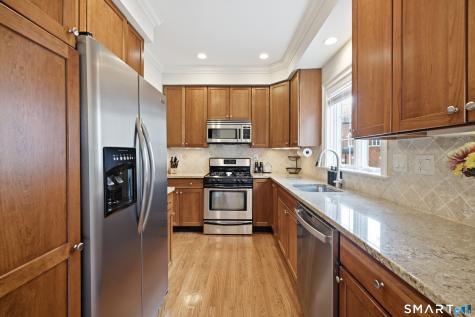 160 Glenbrook Road Stamford CT 06902