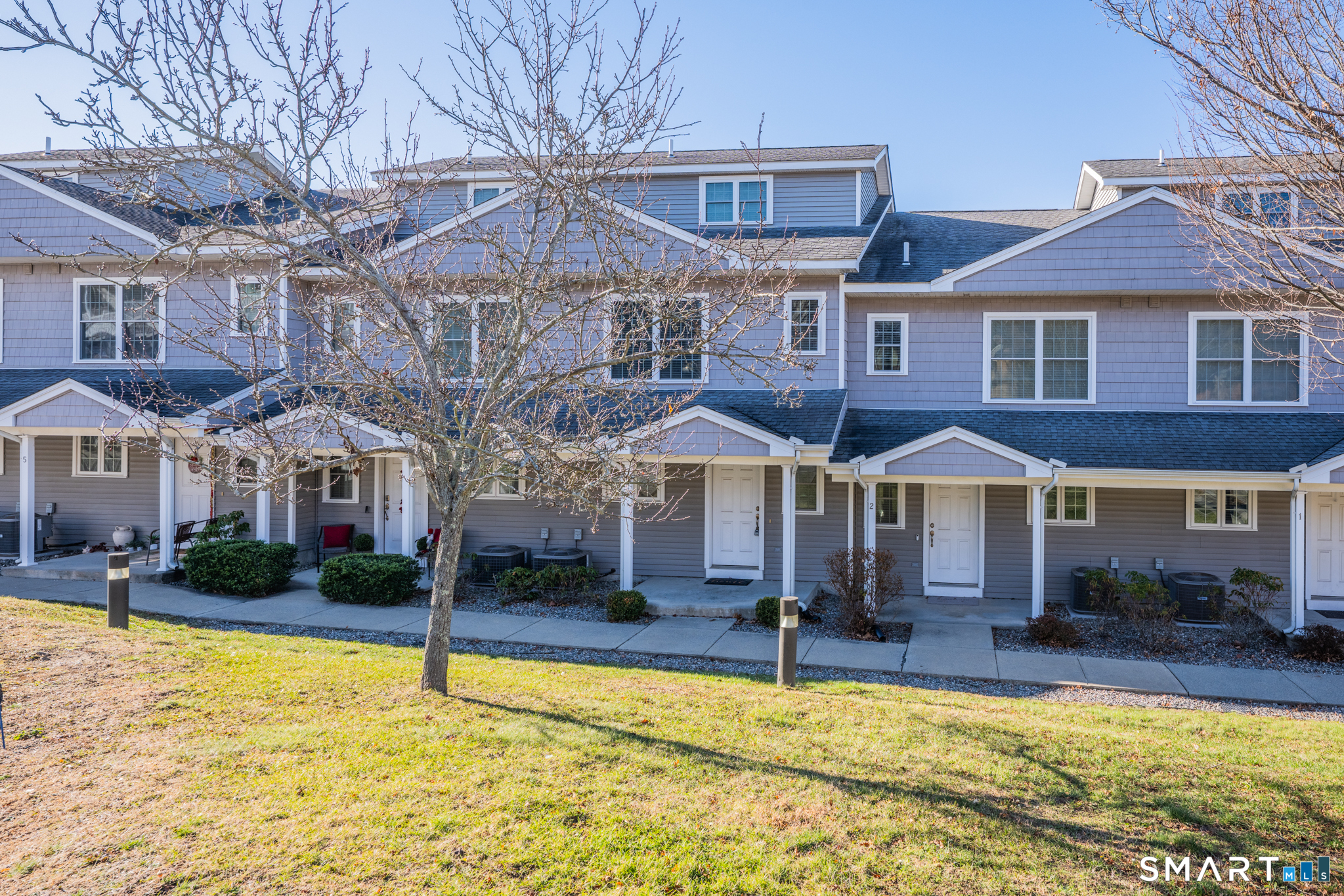 330 Crystal Avenue New London CT 06320