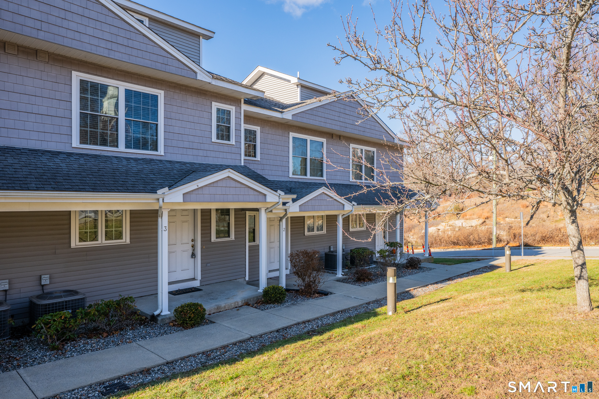 330 Crystal Avenue New London CT 06320