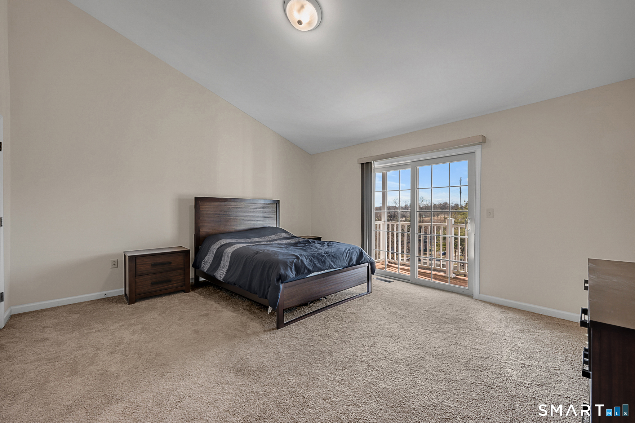 330 Crystal Avenue New London CT 06320