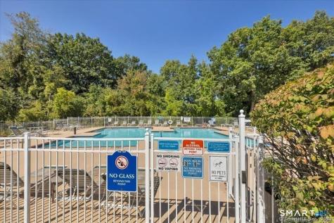 5 Carriage Crossing Lane Middletown CT 06457