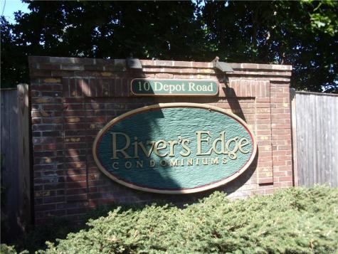 10 Depot Road Willington CT 06279
