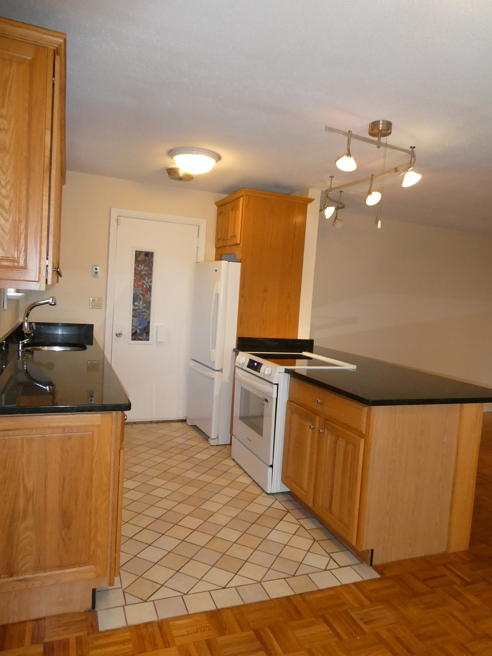 32 West Walk West Haven CT 06516