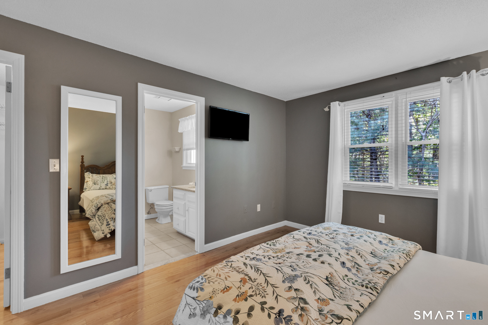 81 Oldefield Farms Road Enfield CT 06082