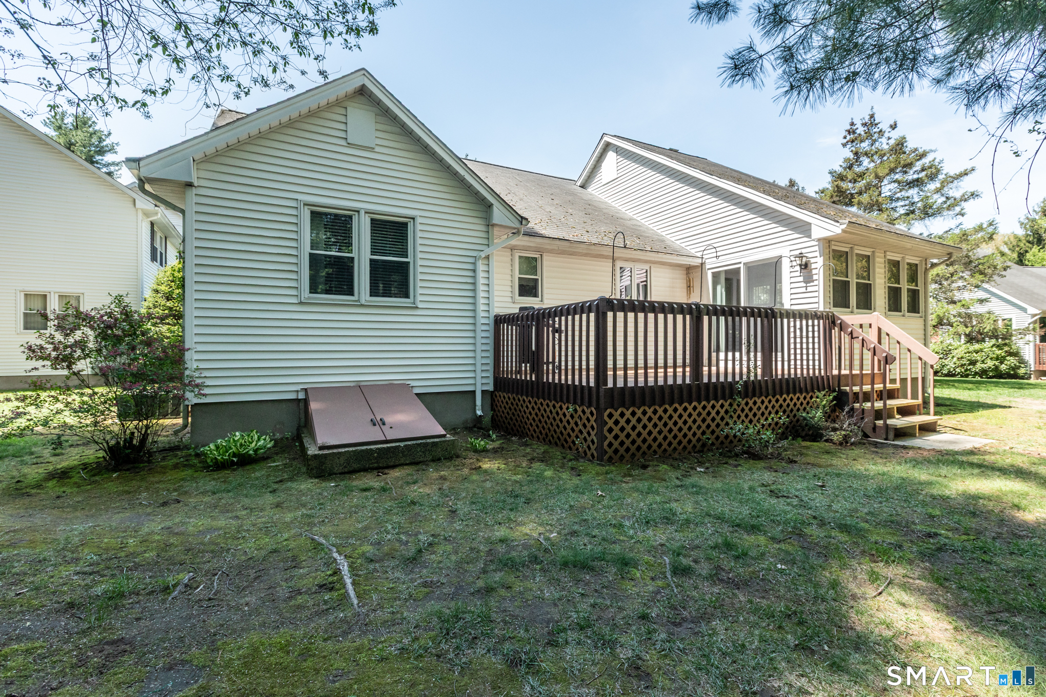 81 Oldefield Farms Road Enfield CT 06082