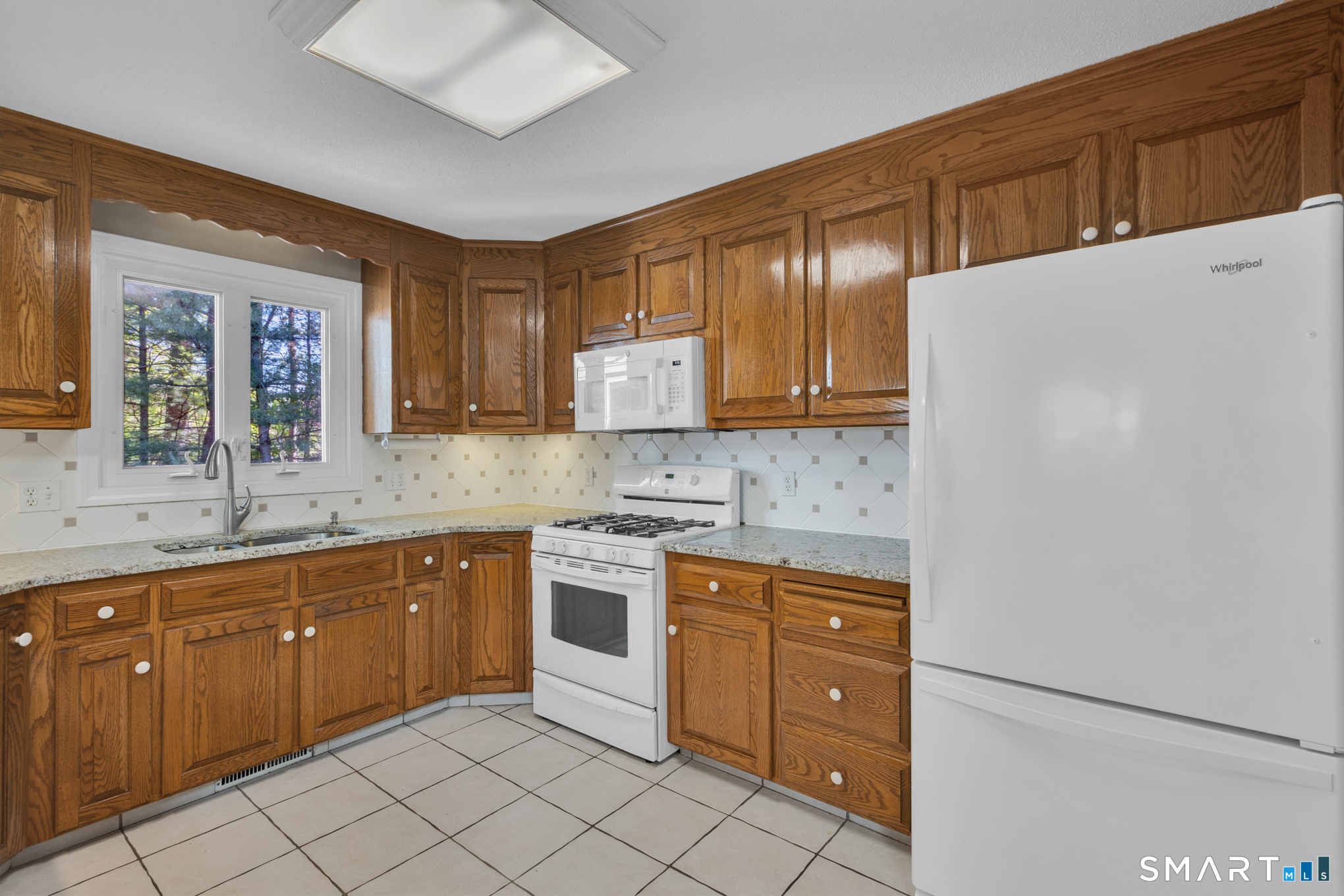 81 Oldefield Farms Road Enfield CT 06082