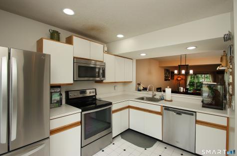 166 Old Brookfield Road Danbury CT 06811