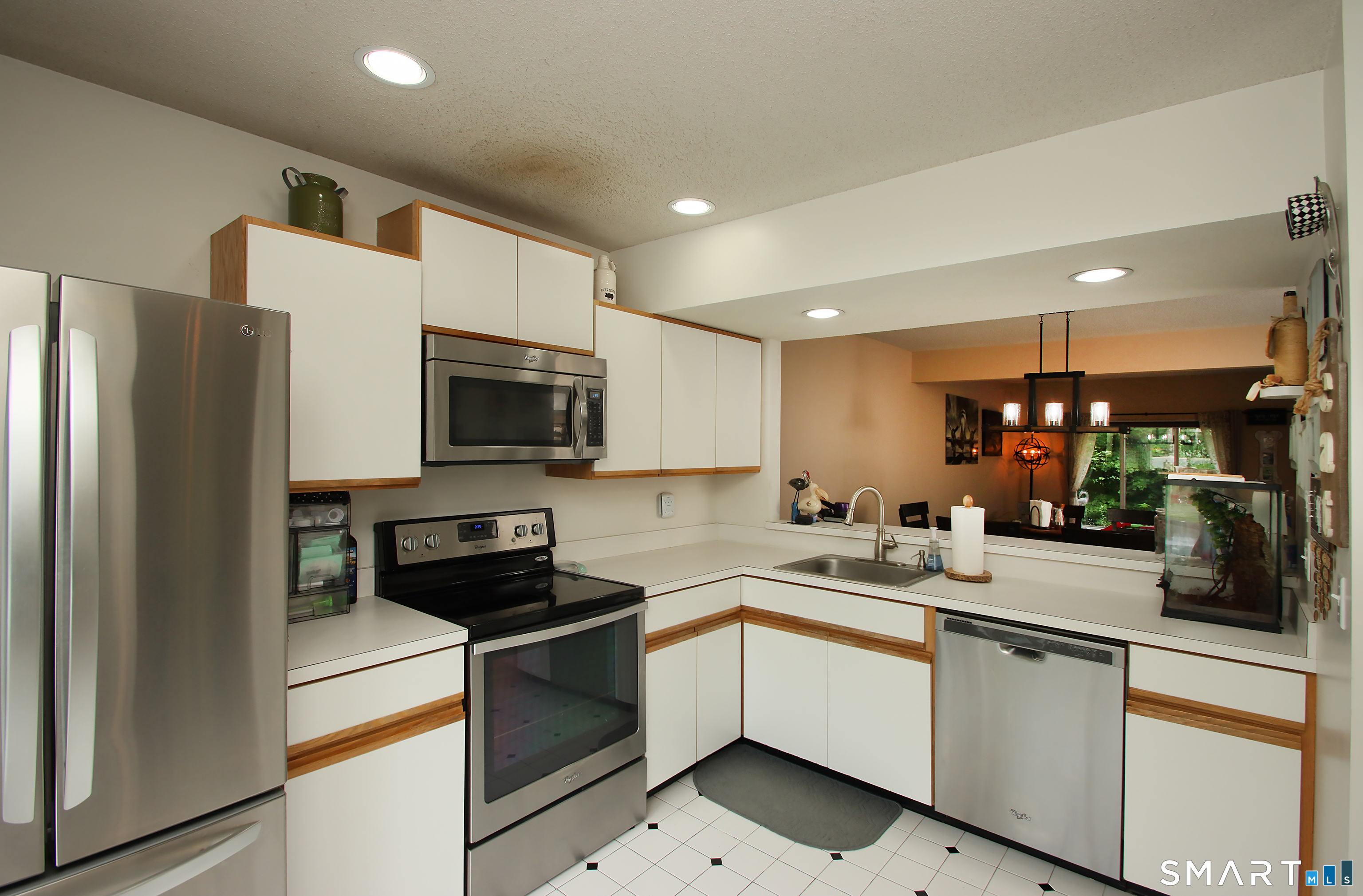 166 Old Brookfield Road Danbury CT 06811