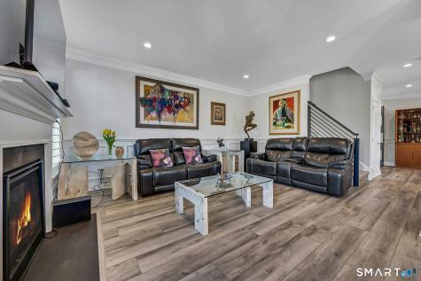 82 Winding Ridge Way Danbury CT 06810
