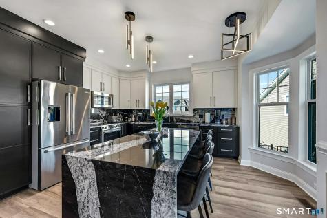 82 Winding Ridge Way Danbury CT 06810