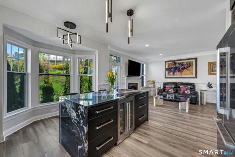 82 Winding Ridge Way Danbury CT 06810