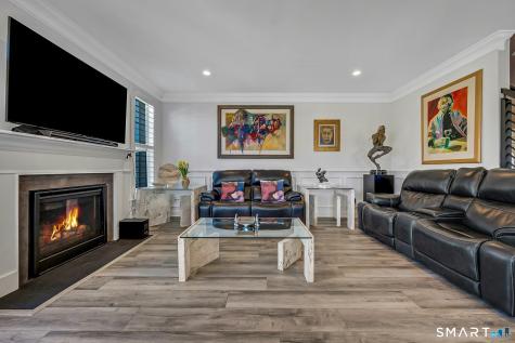 82 Winding Ridge Way Danbury CT 06810
