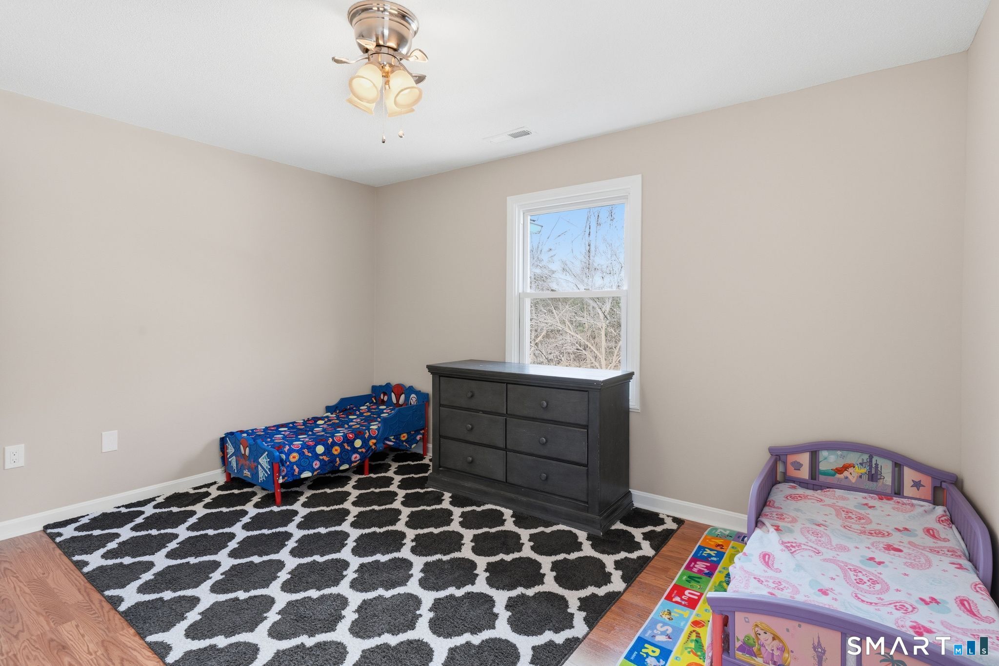 302 Ashmead Commons Enfield CT 06082