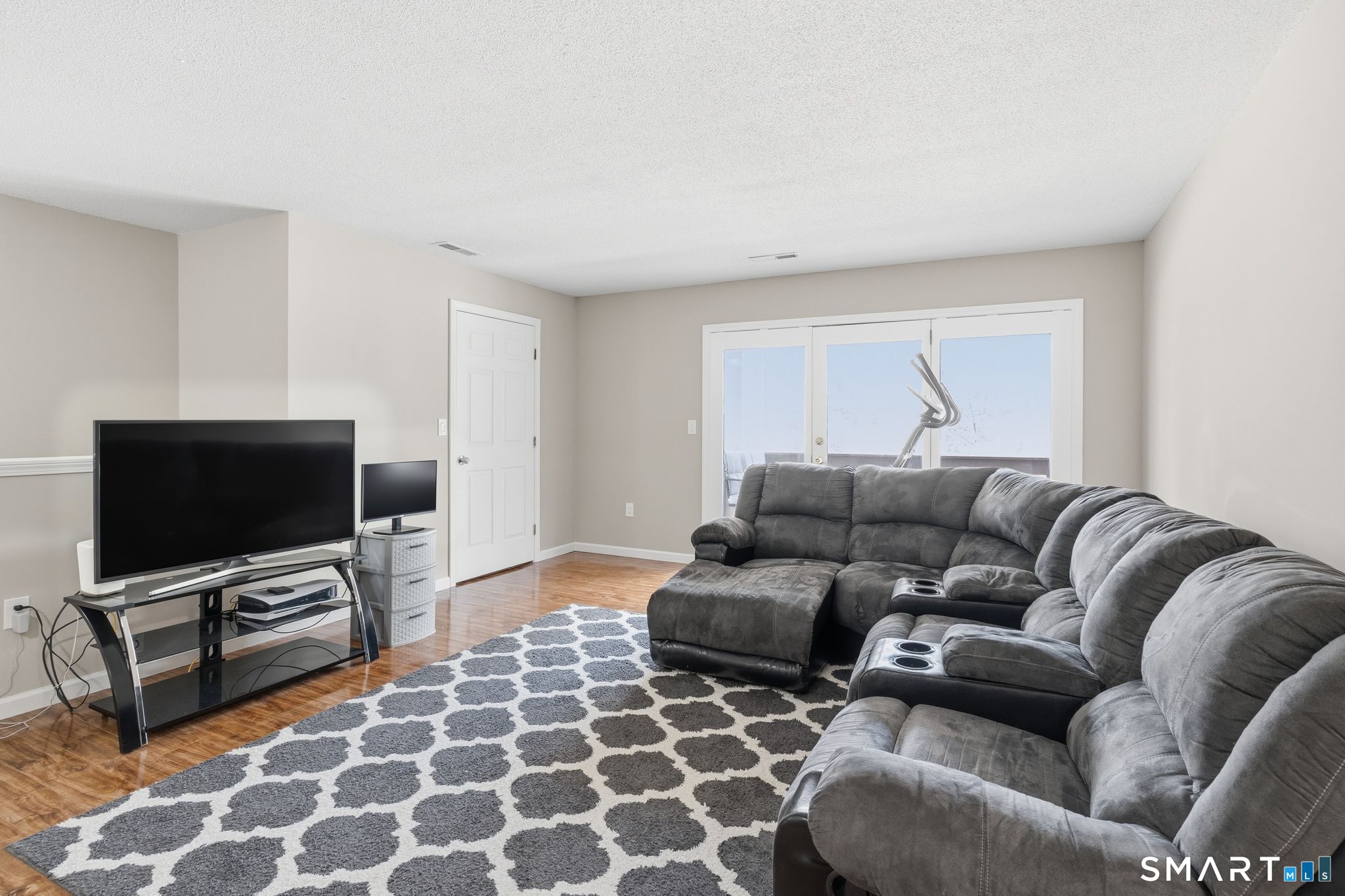 302 Ashmead Commons Enfield CT 06082