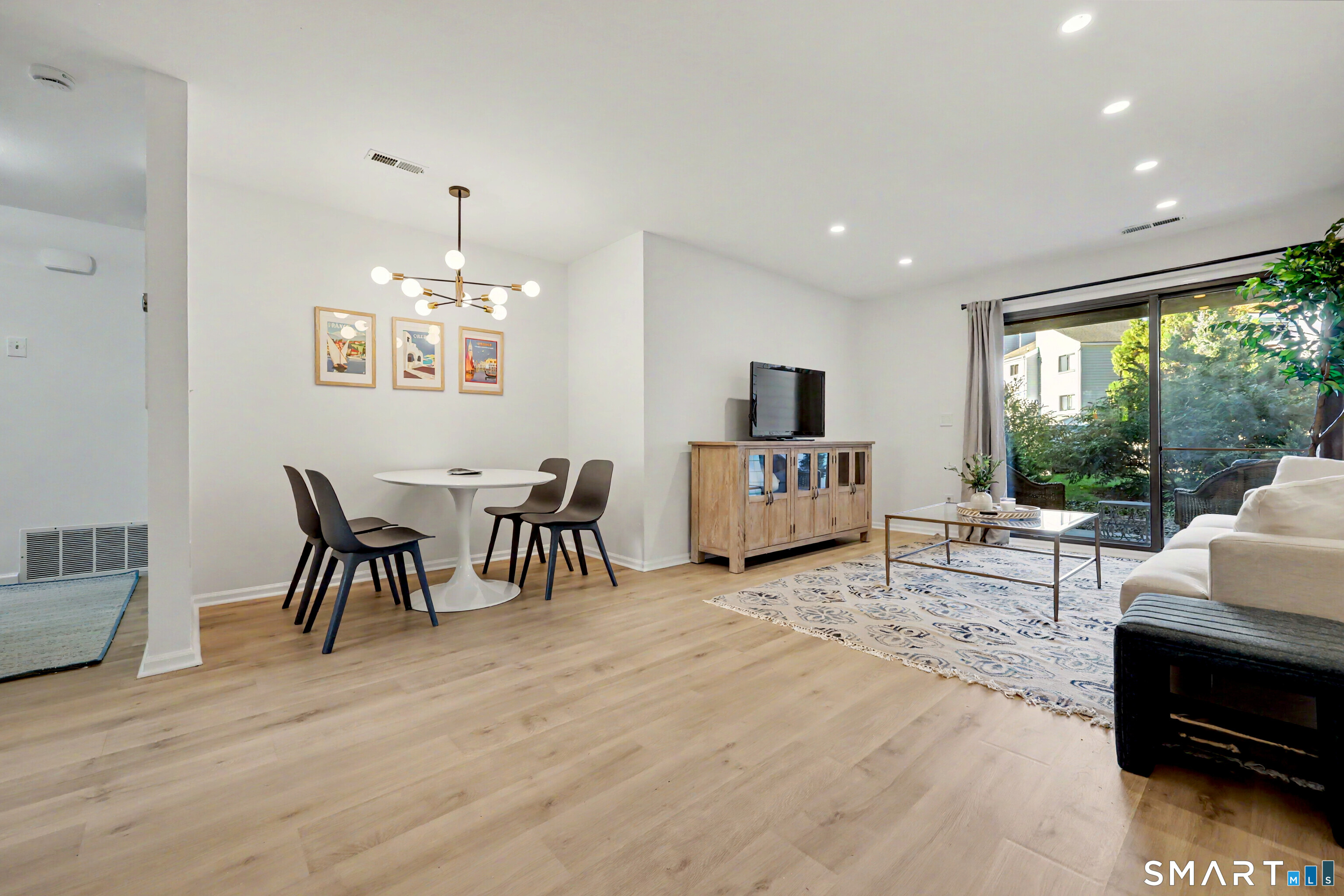 102 Rowayton Woods Drive Norwalk CT 06854