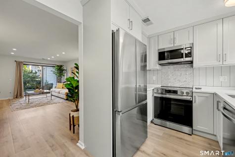 102 Rowayton Woods Drive Norwalk CT 06854