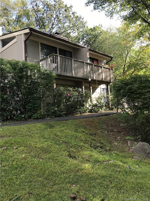 35 Clubhouse Woodbury, CT Real Estate Listing InternalID