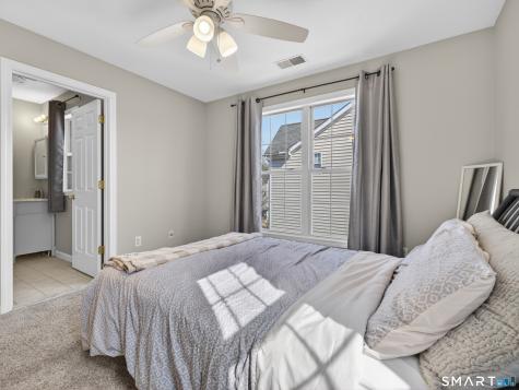 18 Forestview Drive Norwich CT 06360