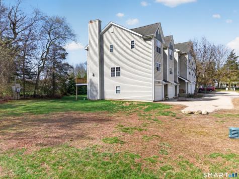 18 Forestview Drive Norwich CT 06360