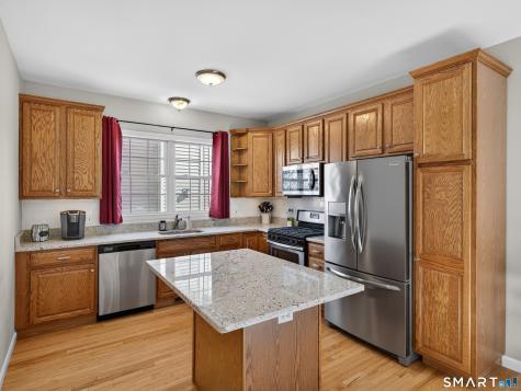 18 Forestview Drive Norwich CT 06360