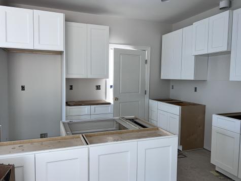 33 Village Circle Guilford CT 06437