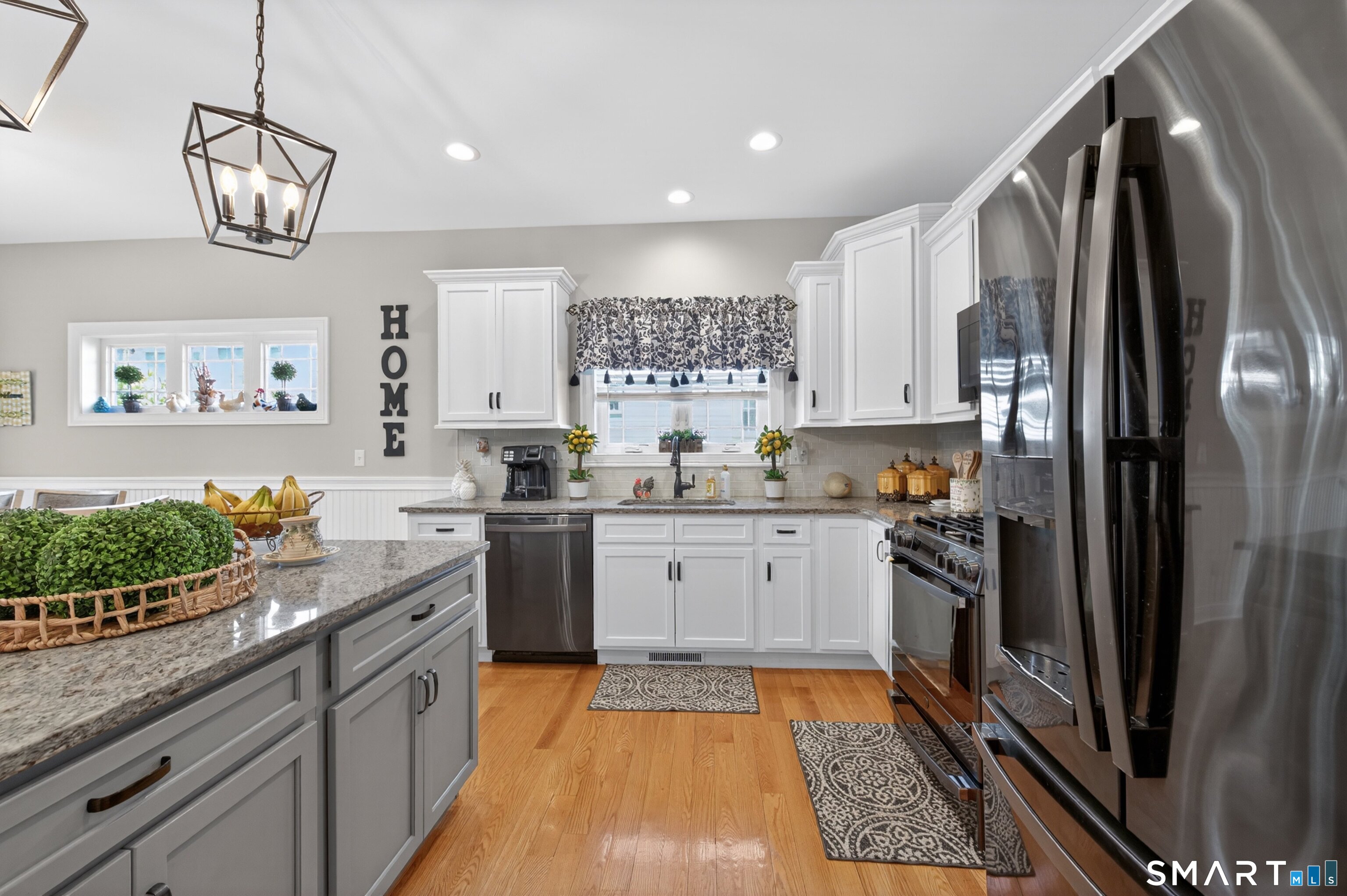 139 Mulholland Way North Haven CT 06473