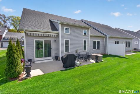 139 Mulholland Way North Haven CT 06473