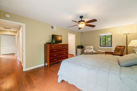 966 Heritage Village Southbury CT 06488