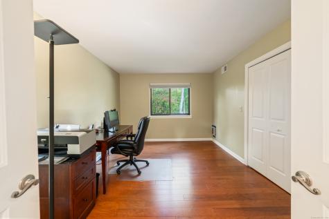 966 Heritage Village Southbury CT 06488