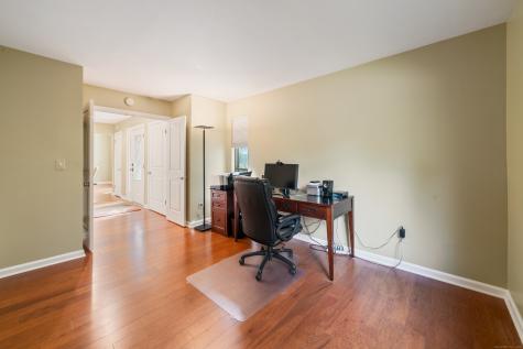 966 Heritage Village Southbury CT 06488