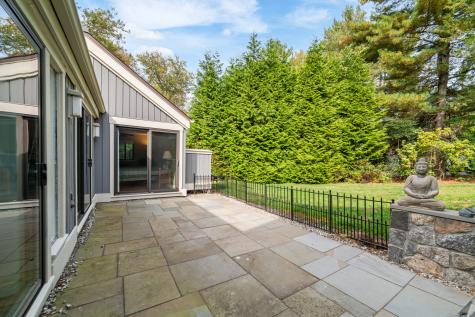 966 Heritage Village Southbury CT 06488