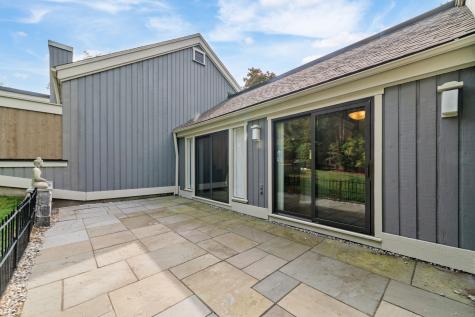 966 Heritage Village Southbury CT 06488