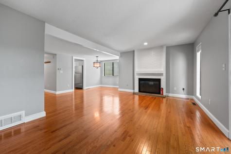 2 Shagbark Lane Woodbury CT 06798