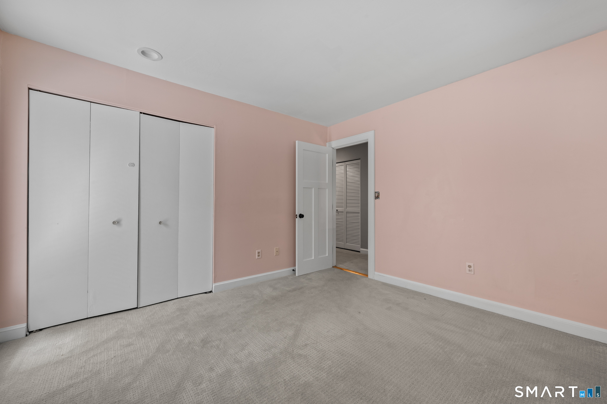 2 Shagbark Lane Woodbury CT 06798