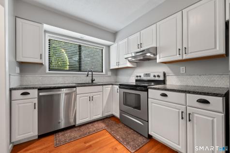 2 Shagbark Lane Woodbury CT 06798