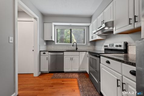 2 Shagbark Lane Woodbury CT 06798