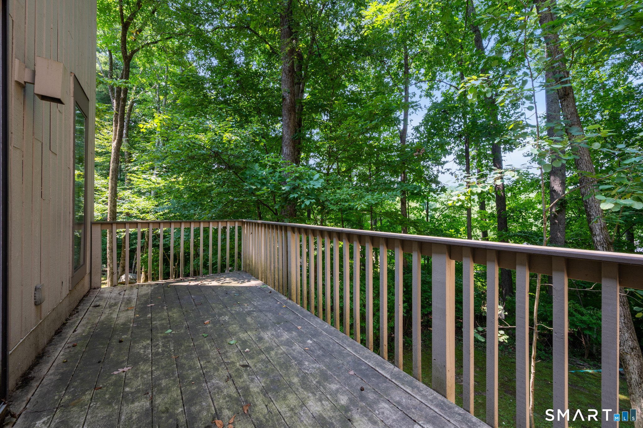 2 Shagbark Lane Woodbury CT 06798