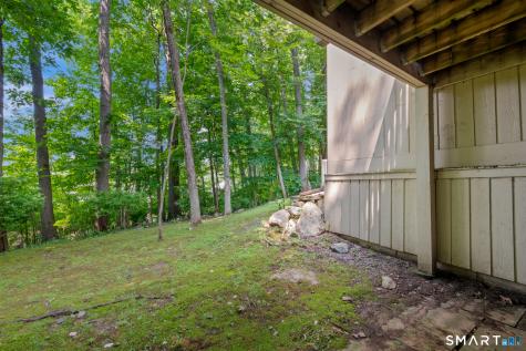 2 Shagbark Lane Woodbury CT 06798