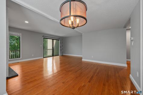 2 Shagbark Lane Woodbury CT 06798