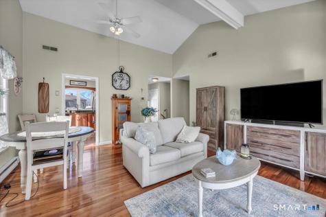 10 Pilgrim Harbor Wallingford CT 06492