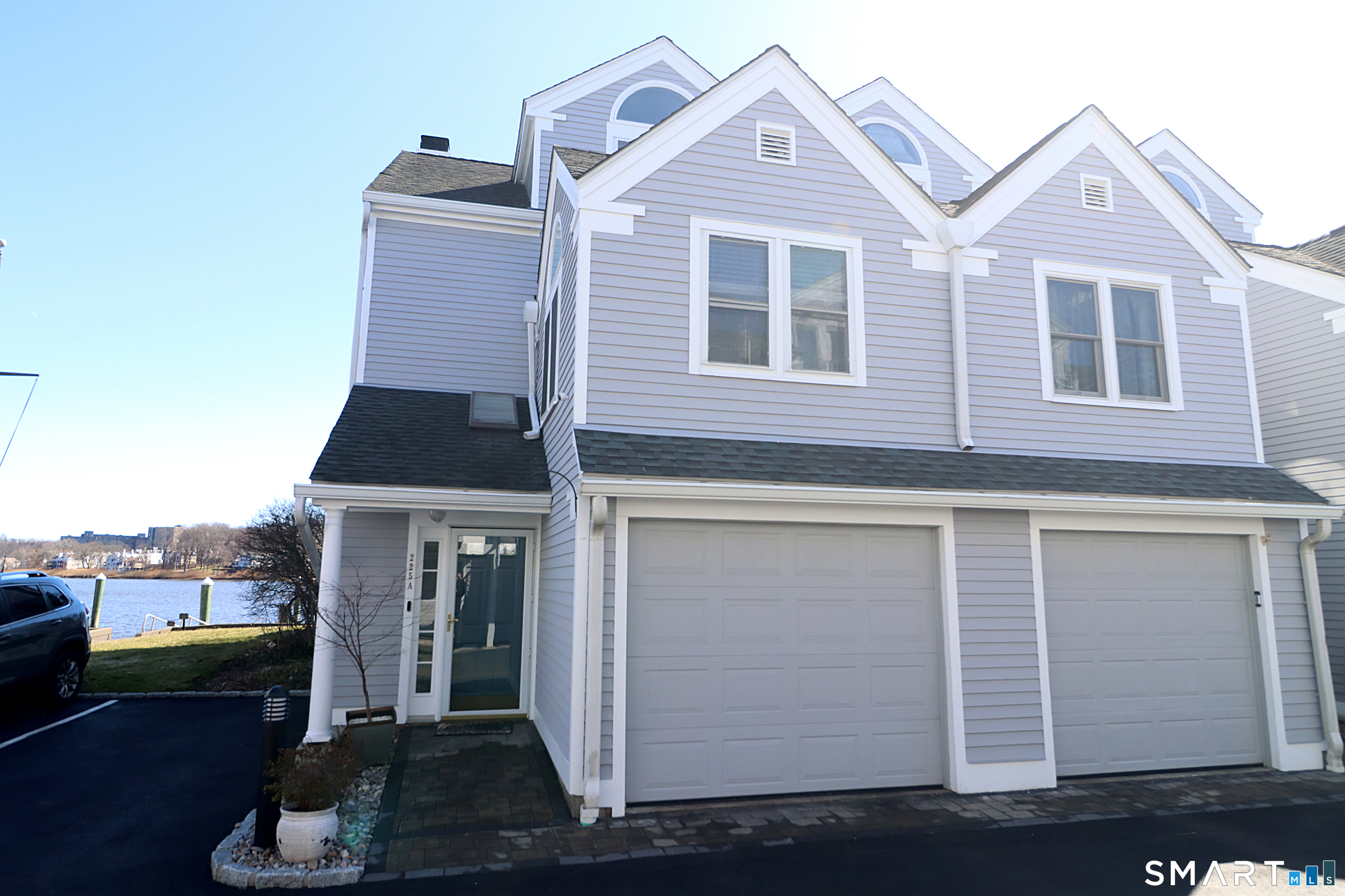 225 Front Street New Haven CT 06513