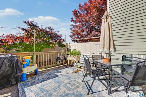 82 Orangewood W Derby CT 06418