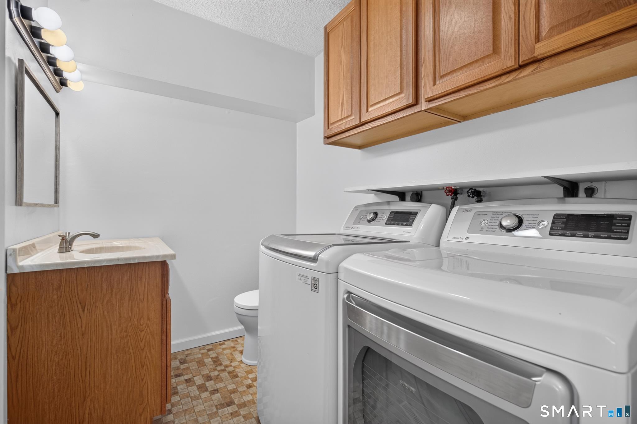 496 Woodward Avenue New Haven CT 06512