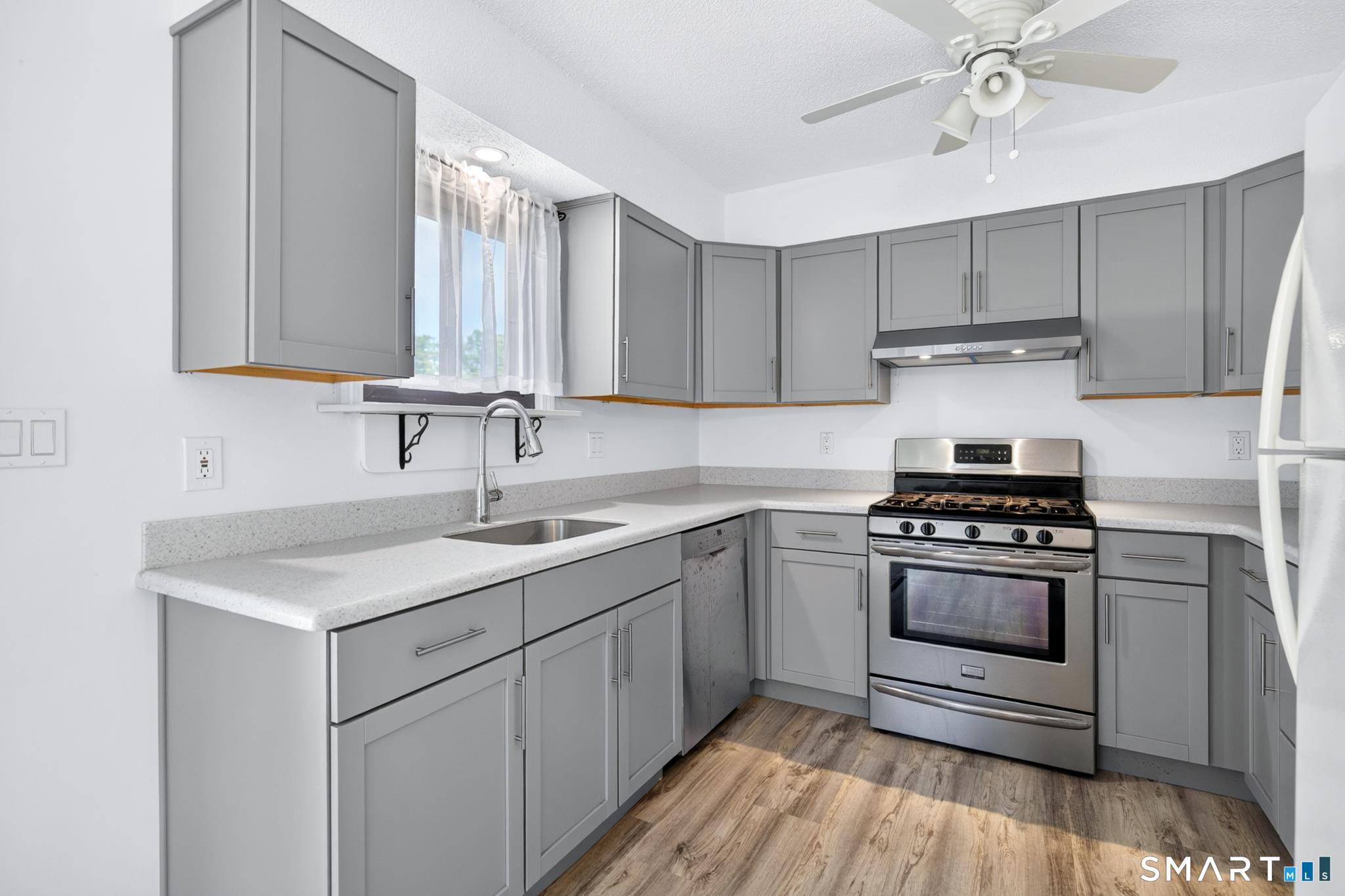 496 Woodward Avenue New Haven CT 06512