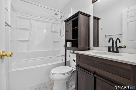 496 Woodward Avenue New Haven CT 06512