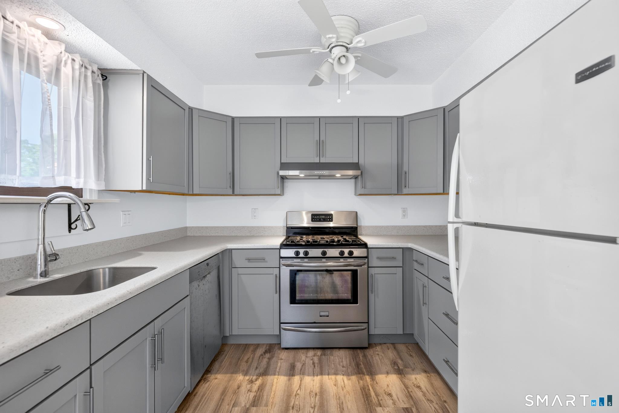 496 Woodward Avenue New Haven CT 06512