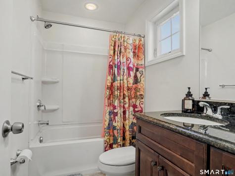 30 Short Oak Drive Brookfield CT 06804