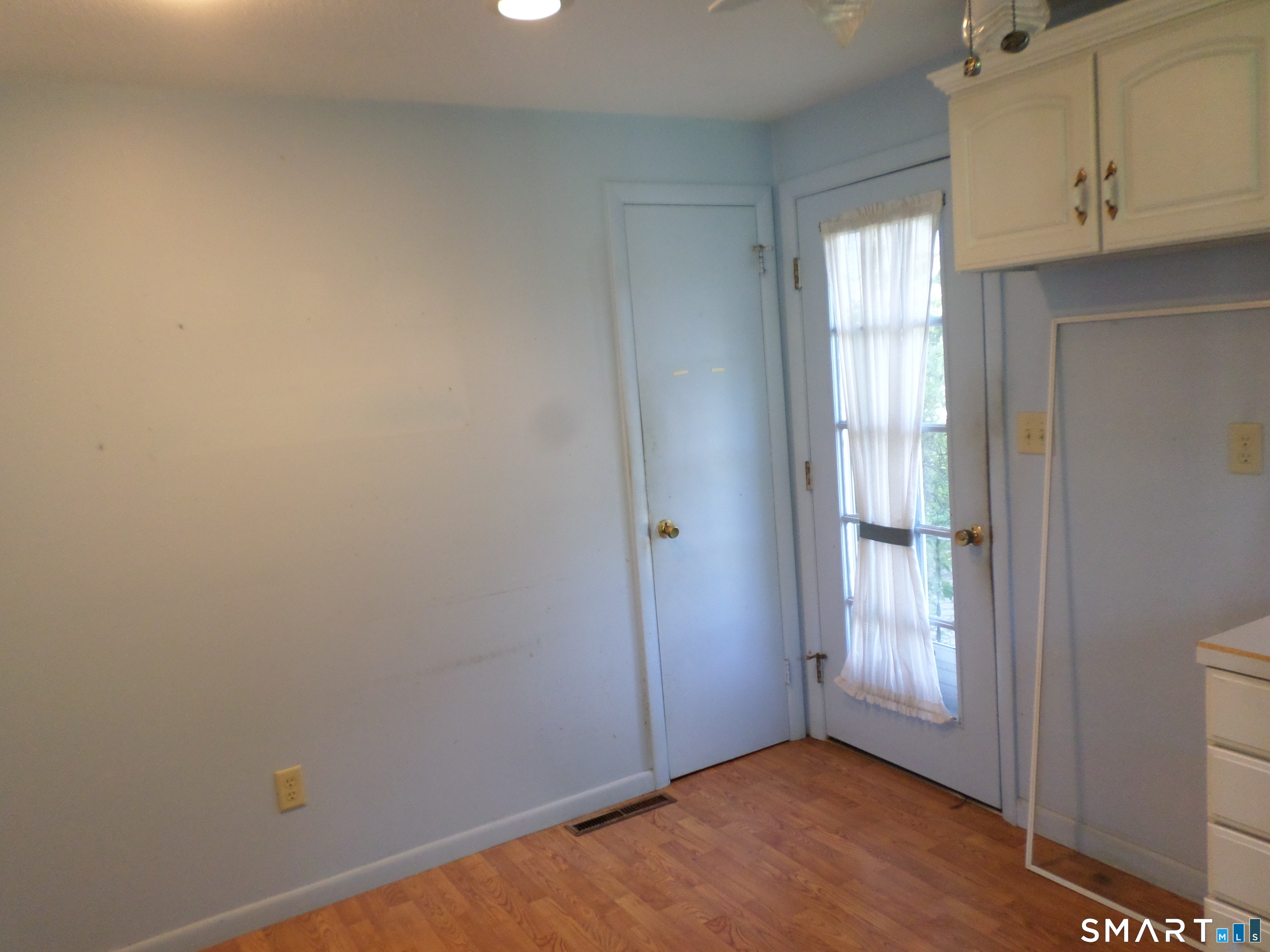 28 Ambassador Drive Manchester CT 06042